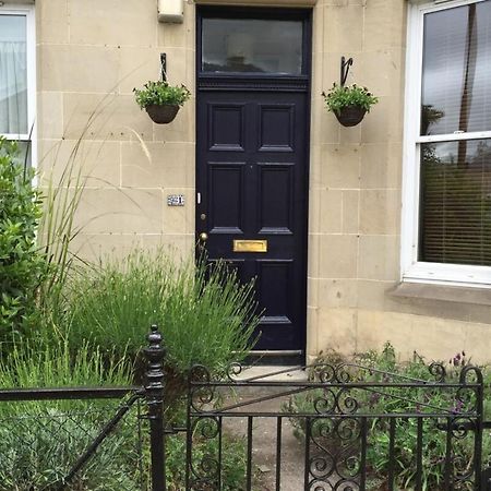 Central And Spacious 2 Bedroom Flat With Garden EDI Exterior foto